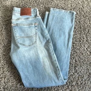 Holister jeans